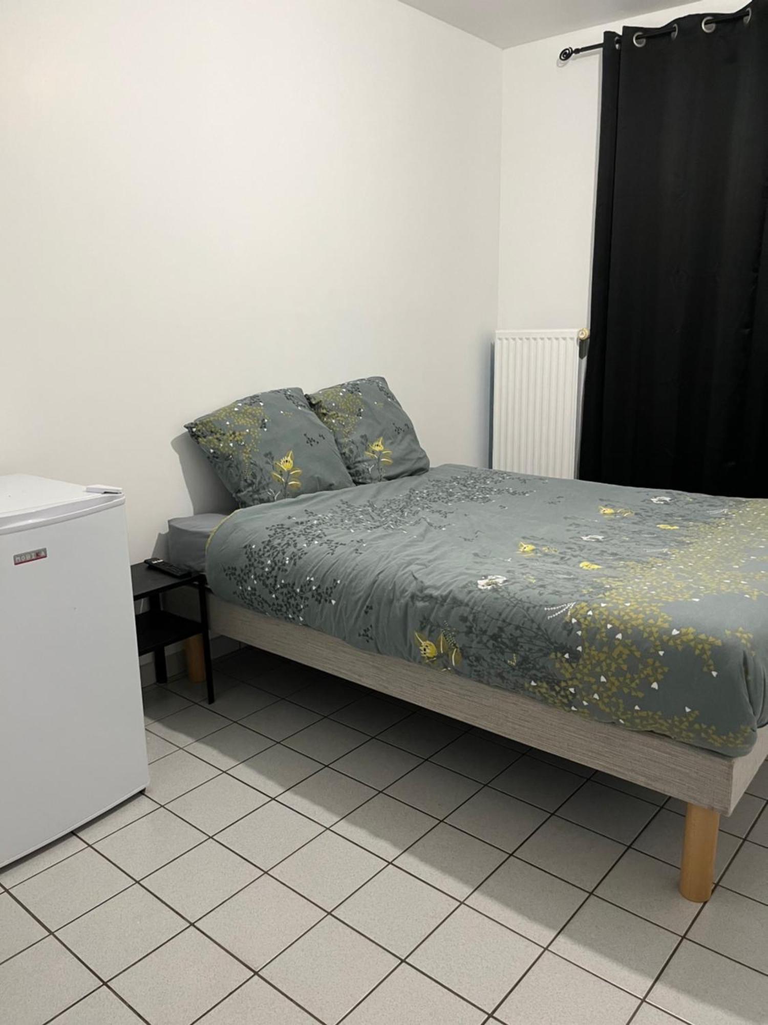 Gite Bamas Saint-Dizier Eksteriør billede
